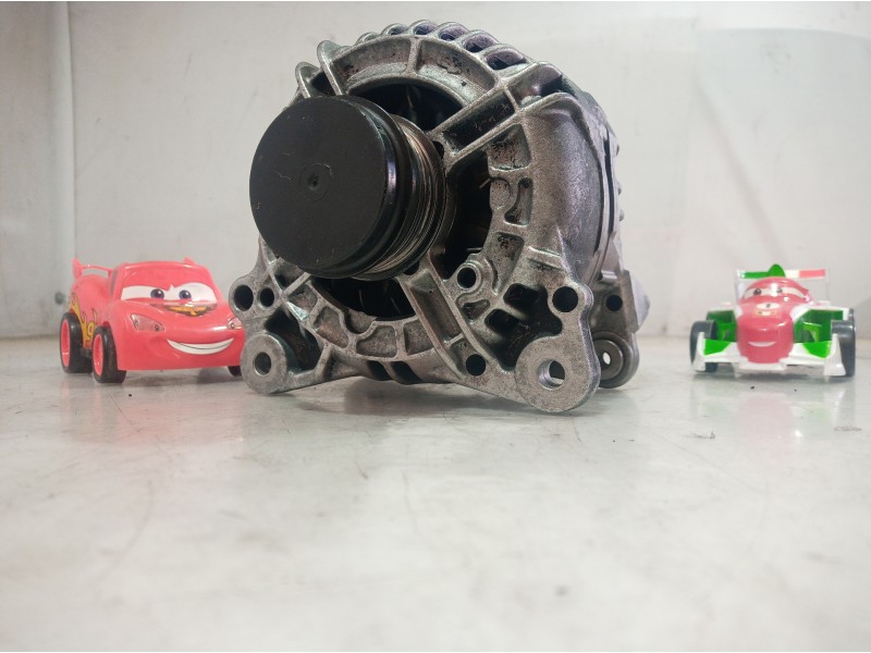Recambio de alternador para audi a4 berlina (8e) 1.9 tdi (96kw) referencia OEM IAM 028903029Q 028903029Q 028903029