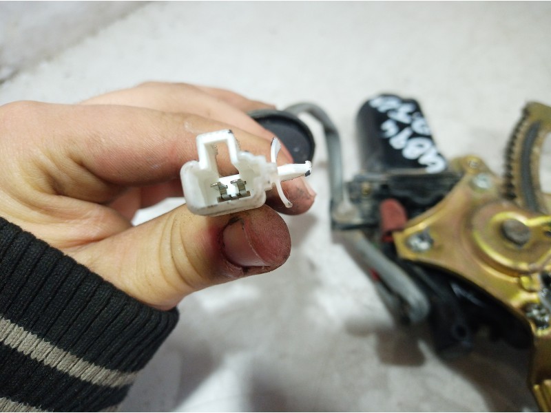 Recambio de elevalunas delantero izquierdo para lexus ls400 (ucf20) básico (ucf 20) referencia OEM IAM 8572050040 8572050040 857