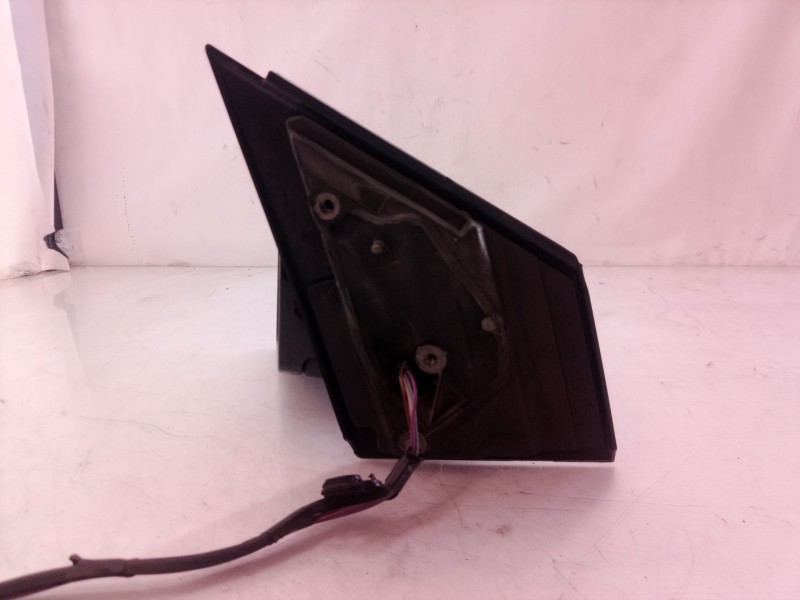 Recambio de retrovisor izquierdo para volkswagen polo (9n1) highline referencia OEM IAM   