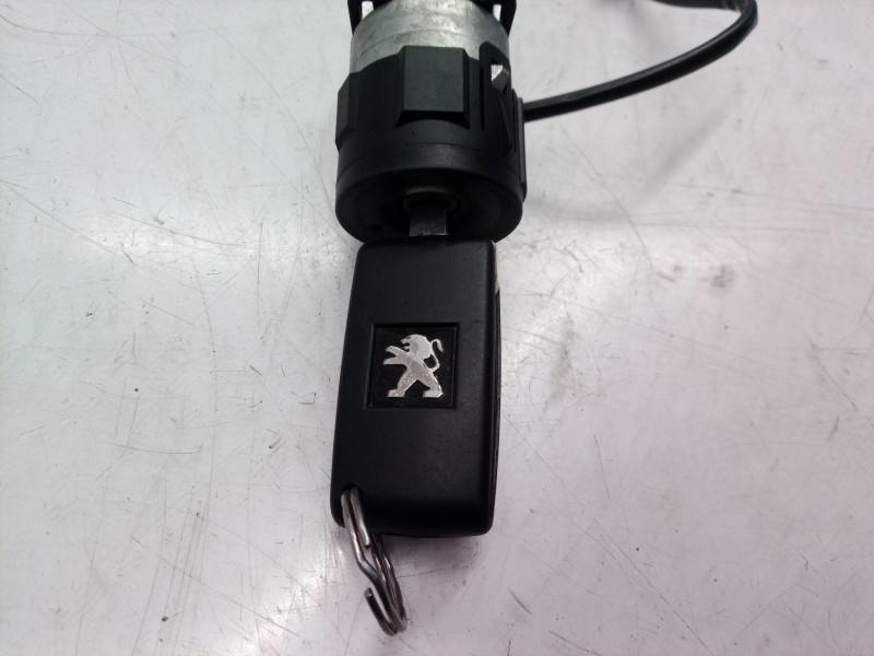 Recambio de conmutador de arranque para peugeot 5008 active referencia OEM IAM 36410600 36410600 36410600