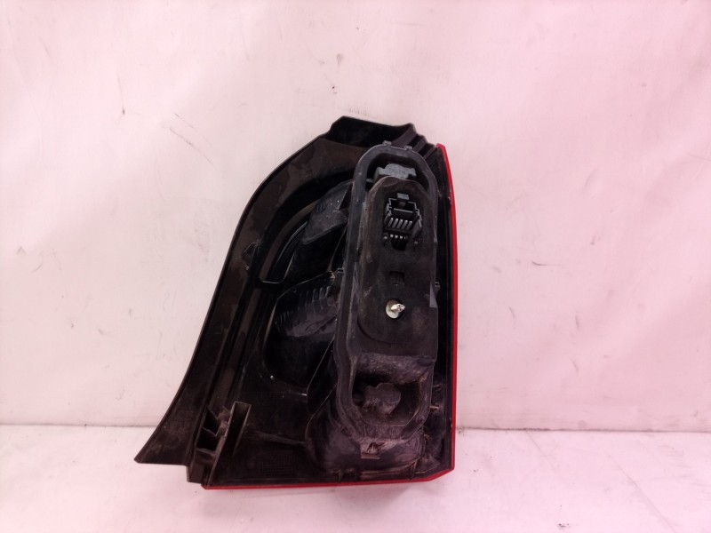 Recambio de piloto trasero izquierdo para renault twingo dynamique referencia OEM IAM 8200387888   Recambio de piloto trasero izquierdo para renault twingo dynamique referencia OEM IAM 8200387888