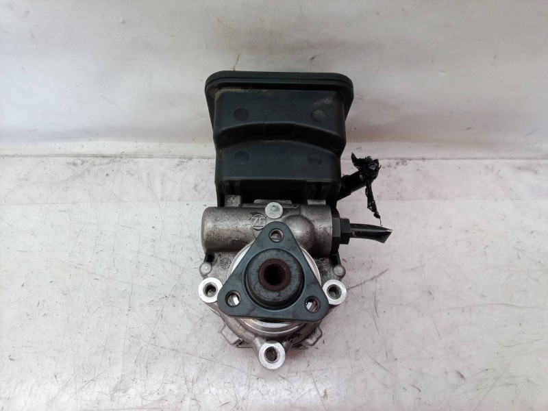 Recambio de bomba direccion para bmw serie 3 berlina (e46) 320d edition advance referencia OEM IAM 6756575 6756575 7692975519