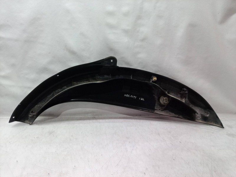 Recambio de aletin delantero izquierdo para renault mascott 3.0 diesel referencia OEM IAM   