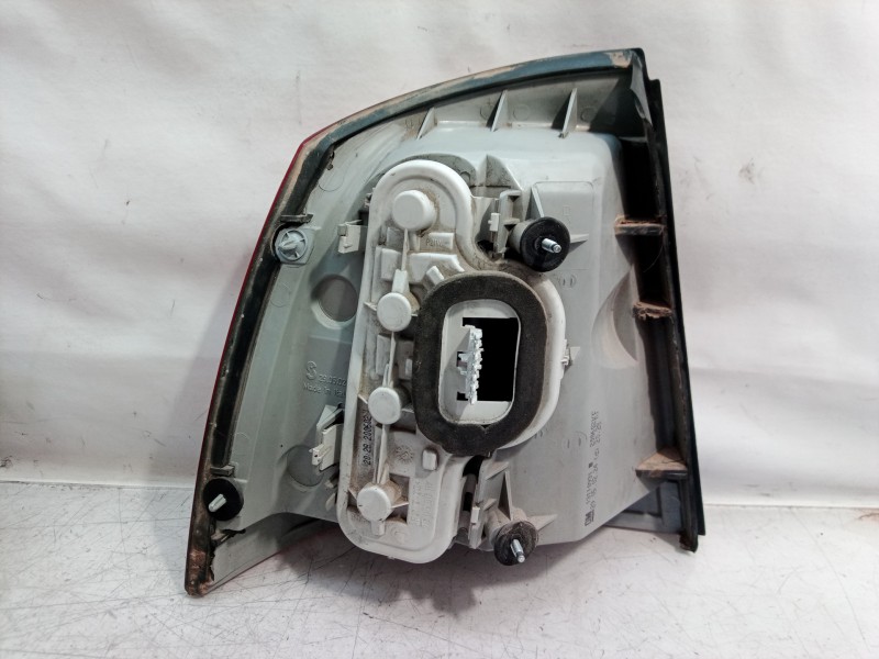 Recambio de piloto trasero derecho para opel astra g berlina comfort referencia OEM IAM 09117441 09117441 09117441