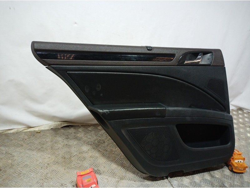 Recambio de guarnecido puerta trasera izquierda para skoda suberb (3t4) exclusive 4x4 referencia OEM IAM 3T9867209 3T9867209 3T9