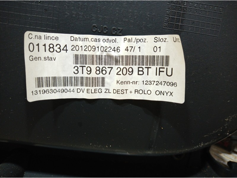 Recambio de guarnecido puerta trasera izquierda para skoda suberb (3t4) exclusive 4x4 referencia OEM IAM 3T9867209 3T9867209 3T9