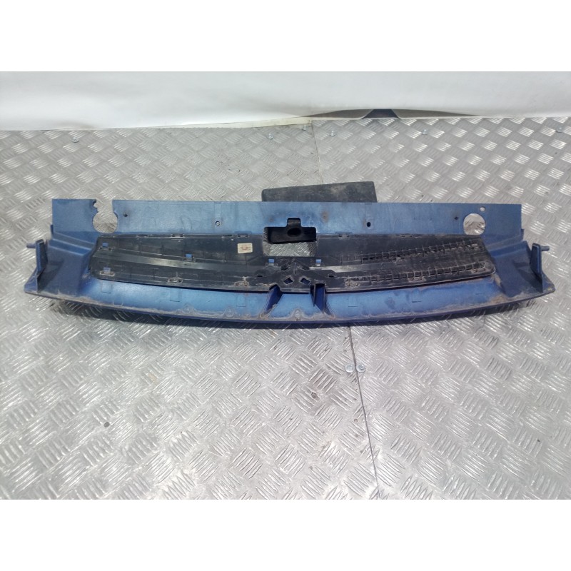 Recambio de rejilla delantera para citroën berlingo 2.0 hdi collection familiar referencia OEM IAM 7804N2 7804N2 7804N2