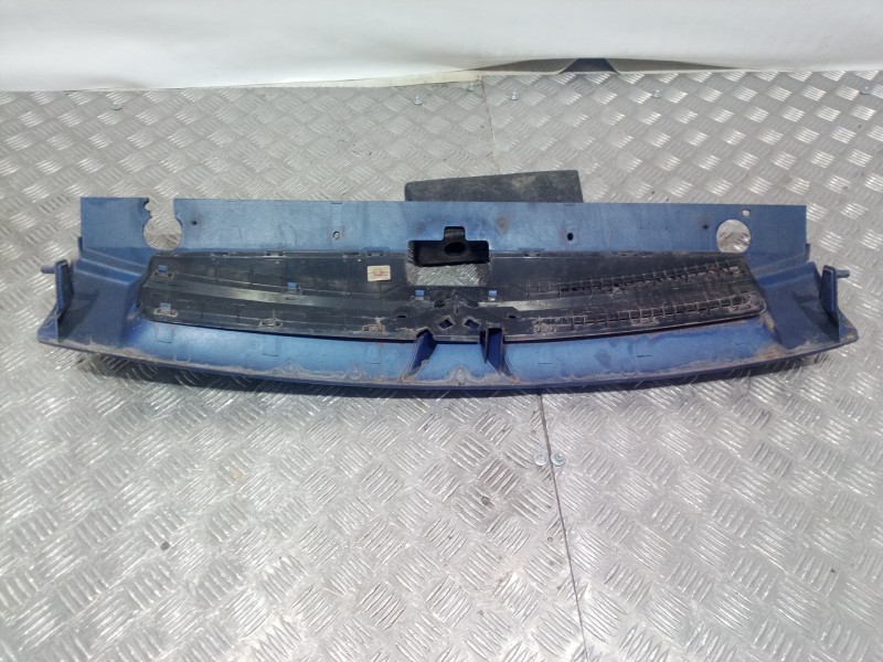 Recambio de rejilla delantera para citroën berlingo 2.0 hdi collection familiar referencia OEM IAM 7804N2 7804N2 7804N2