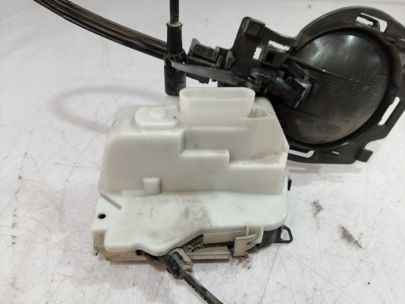 Recambio de cerradura puerta delantera derecha para citroën c3 1,6 16v exclusive referencia OEM IAM 9647164577 9647164577 964716