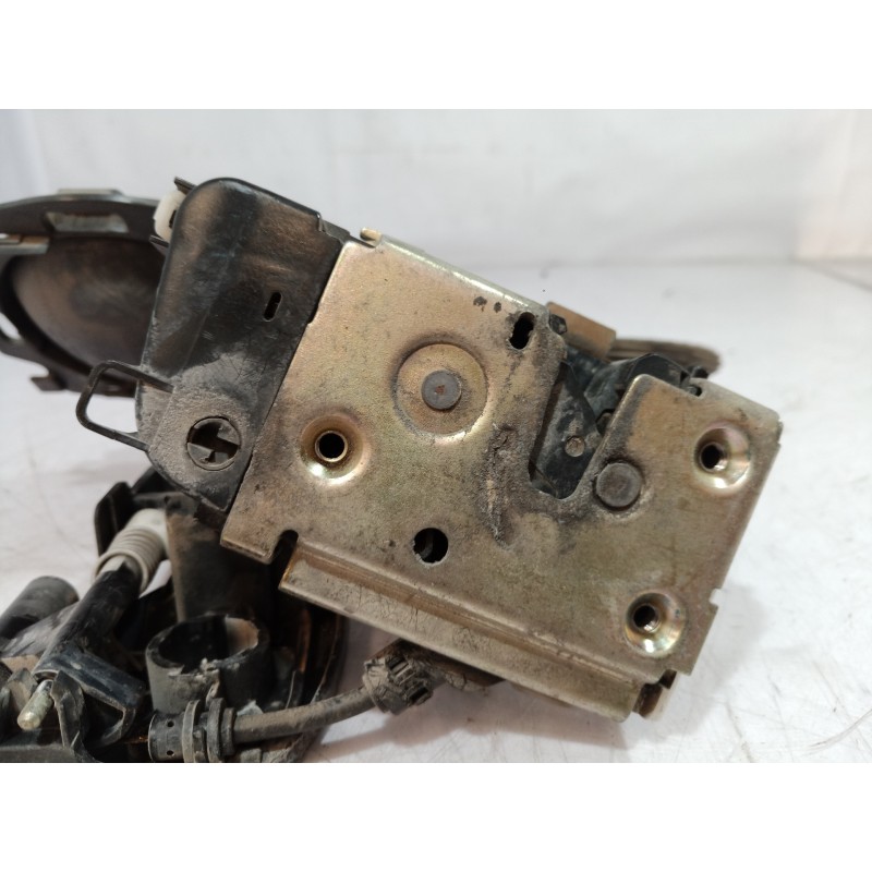 Recambio de cerradura puerta delantera derecha para citroën c3 1,6 16v exclusive referencia OEM IAM 9647164577 9647164577 964716