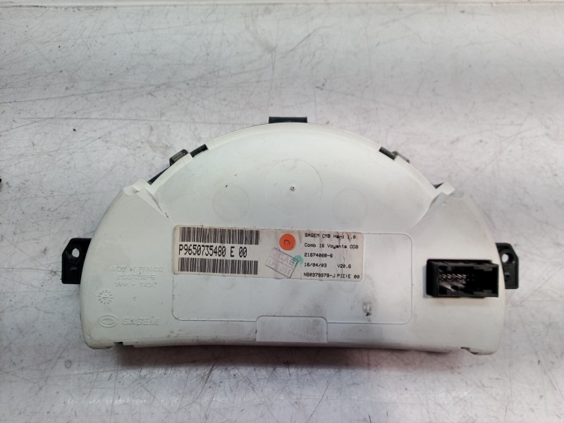 Recambio de cuadro instrumentos para citroën c3 1,6 16v exclusive referencia OEM IAM P9650735480 P9650735480 P9650735480