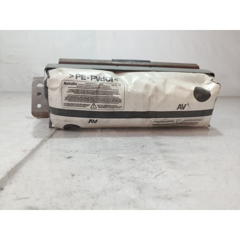 Recambio de airbag delantero derecho para citroën xsara picasso 1.6 hdi 90 sx referencia OEM IAM 8216A1 8216A1 8216A1