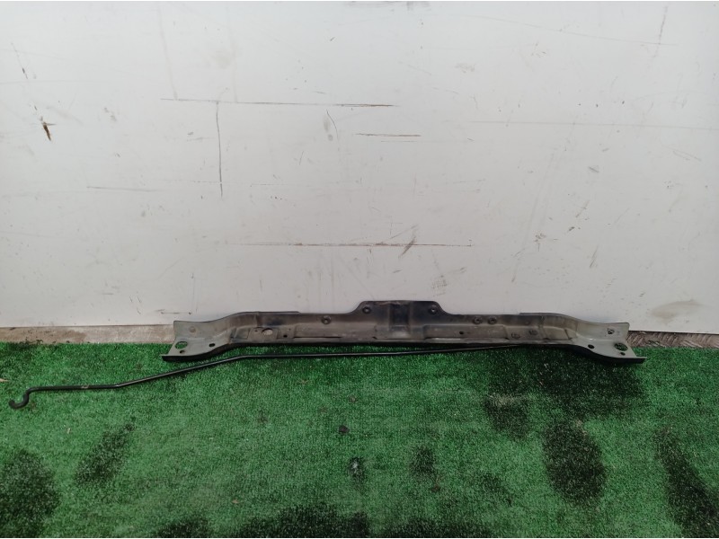 Recambio de travesaño superior para kia sportage re referencia OEM IAM   