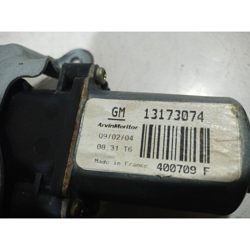Recambio de elevalunas delantero derecho para opel corsa c sri referencia OEM IAM 13173074 13173074 13173074