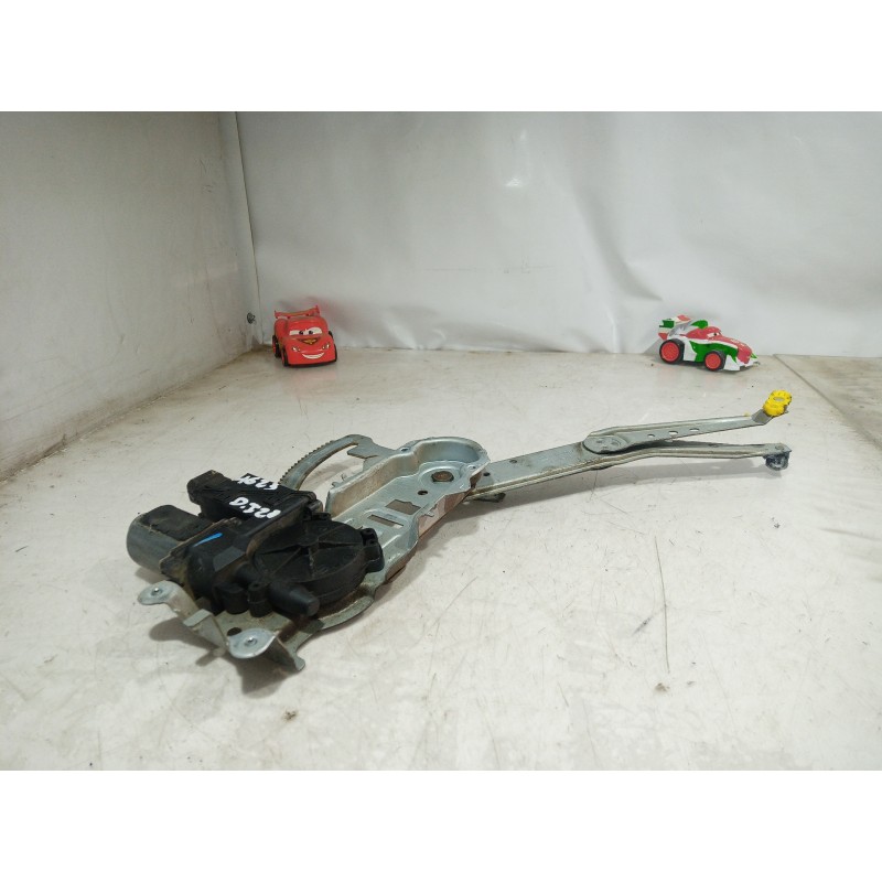 Recambio de elevalunas delantero izquierdo para opel corsa c sri referencia OEM IAM 13173067 13173067 13173067