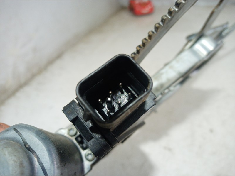 Recambio de elevalunas delantero izquierdo para opel corsa c sri referencia OEM IAM 13173067 13173067 13173067