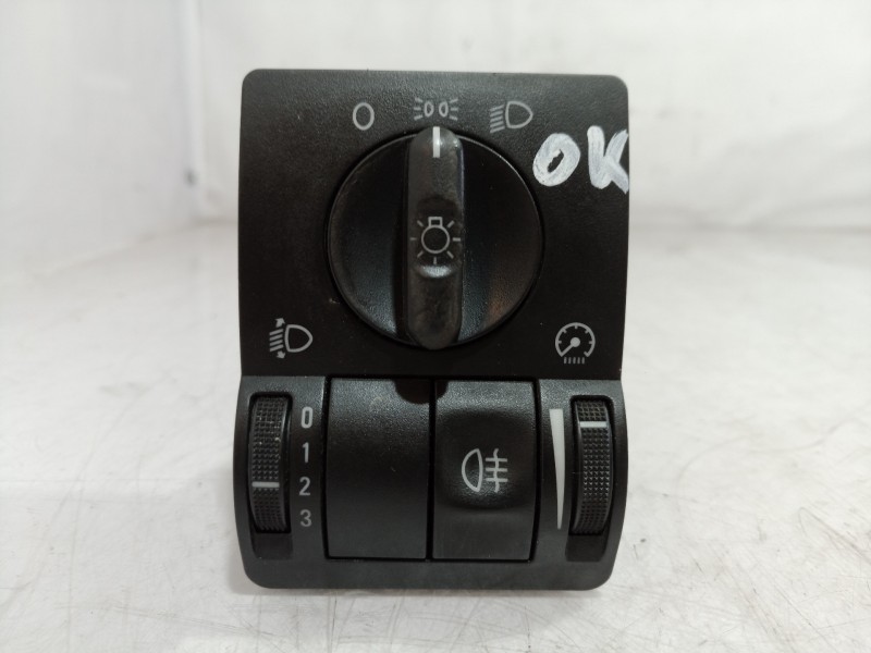 Recambio de mando luces para opel corsa c sri referencia OEM IAM 0524119 0524119 0524119