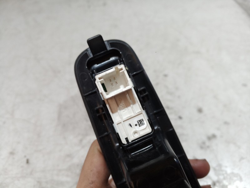 Recambio de mando elevalunas trasero izquierdo para opel zafira a blue line referencia OEM IAM  96762292ZD 96762292ZD