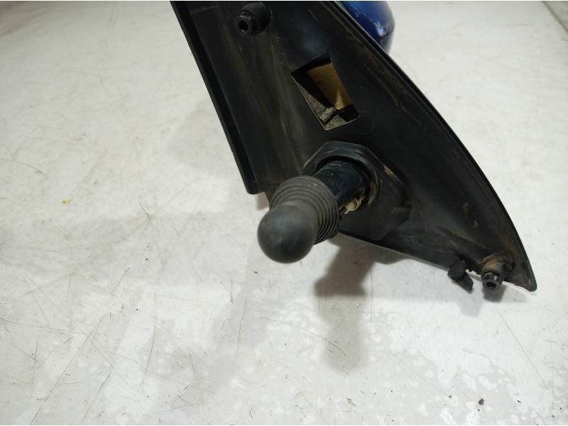 Recambio de retrovisor izquierdo para opel corsa c sri referencia OEM IAM 010676 010676 010676