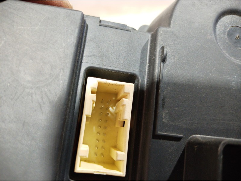 Recambio de mando calefaccion / aire acondicionado para renault megane ii classic berlina confort authentique referencia OEM IAM