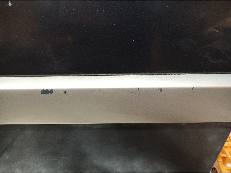 Recambio de puerta delantera izquierda para renault megane ii classic berlina confort authentique referencia OEM IAM   