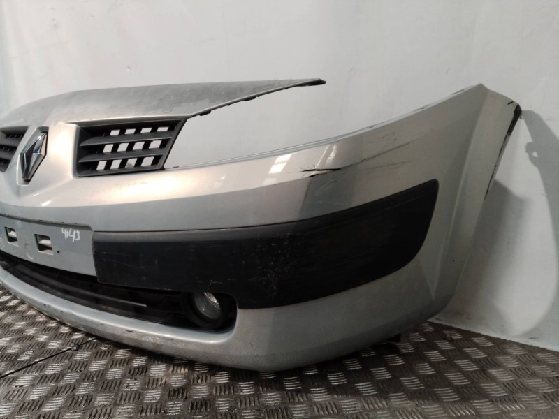Recambio de paragolpes delantero para renault megane ii berlina 5p confort authentique referencia OEM IAM   