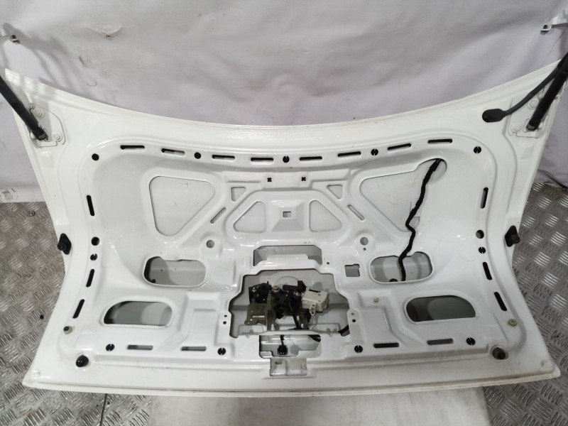 Recambio de porton trasero para volkswagen passat berlina (3b3) referencia OEM IAM   