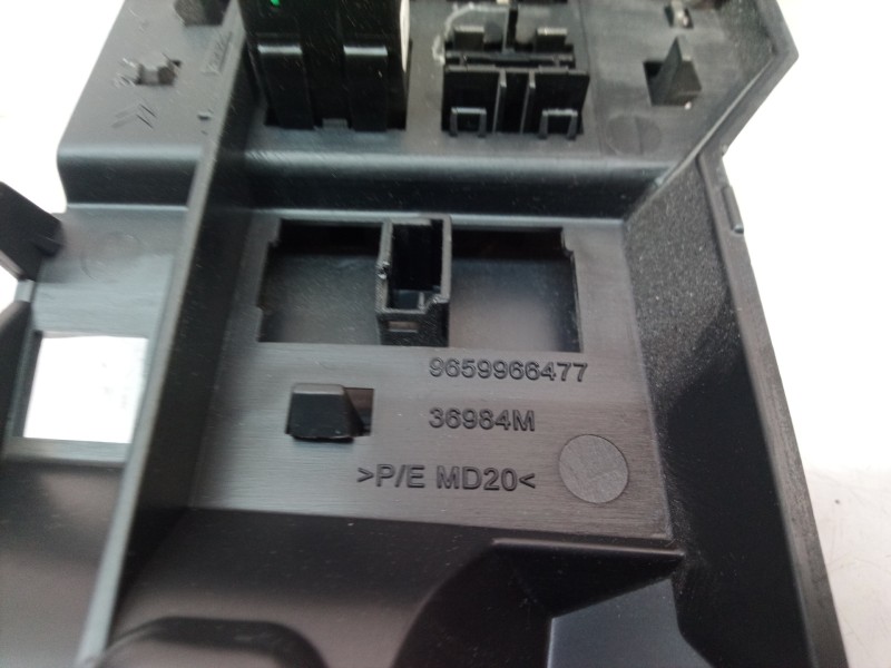 Recambio de interruptor para citroën c4 grand picasso exclusive plus referencia OEM IAM  9659966477 9659966477