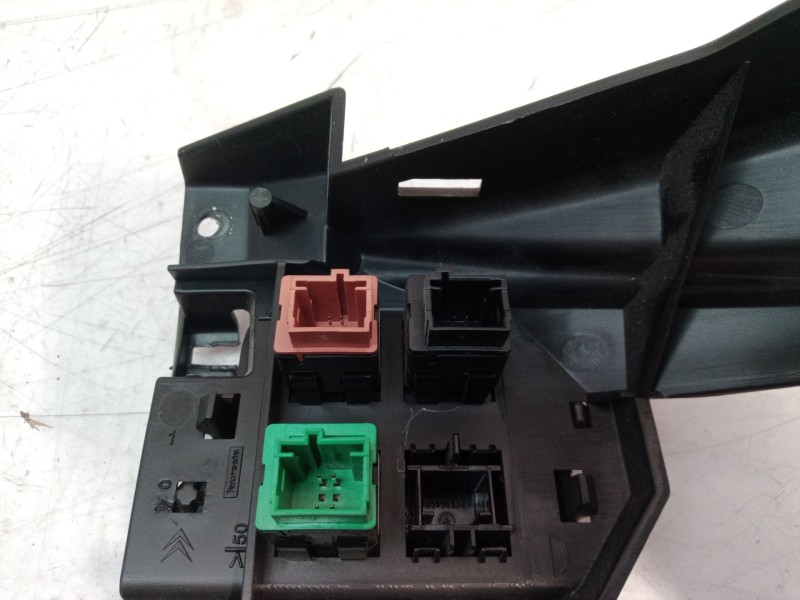 Recambio de interruptor para citroën c4 grand picasso exclusive plus referencia OEM IAM  9659966477 9659966477