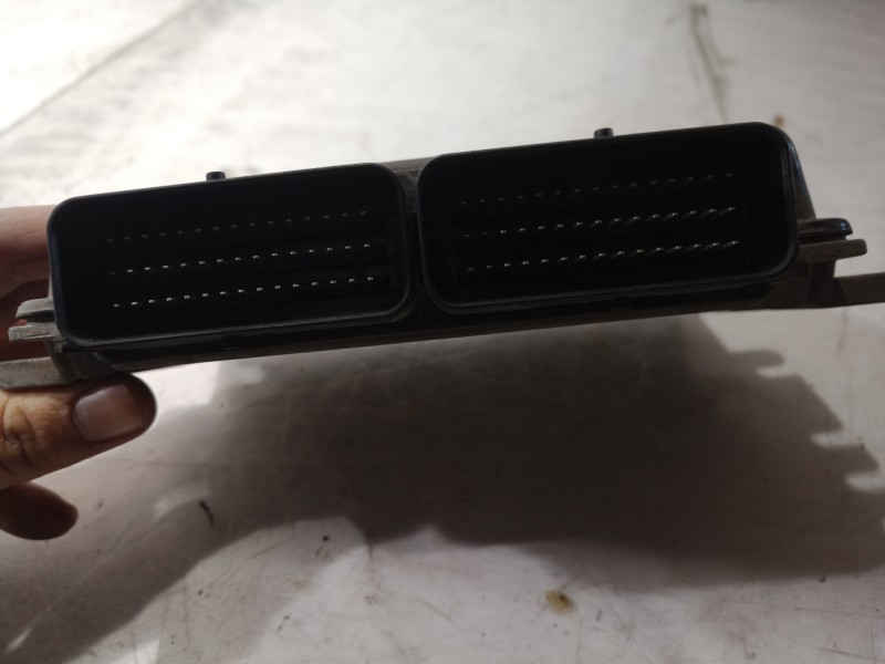 Recambio de centralita motor uce para daewoo nubira berlina se referencia OEM IAM 96394699 96394699 96394699