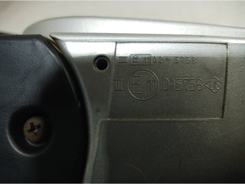 Recambio de retrovisor derecho para daewoo nubira berlina se referencia OEM IAM 015758 015758 015758