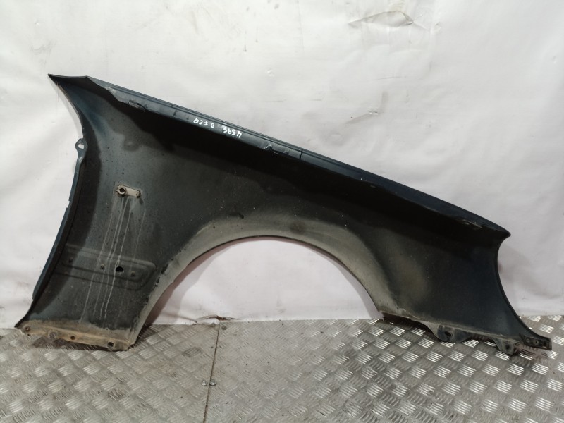 Recambio de aleta delantera izquierda para mercedes-benz clase e (w210) berlina diesel 300 diesel (210.020) referencia OEM IAM  