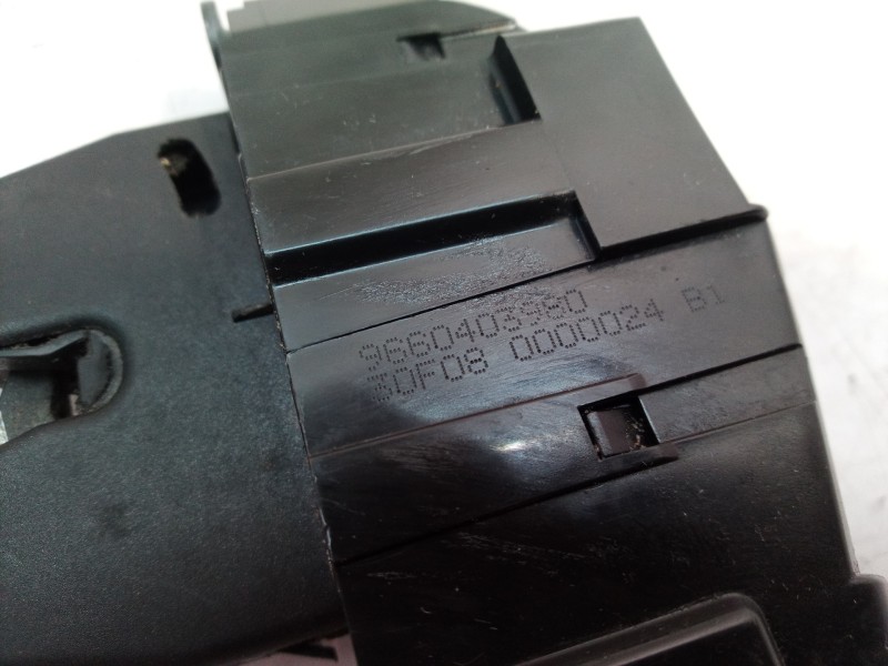 Recambio de cerradura maletero / porton para citroën c4 picasso exclusive referencia OEM IAM 9660403980 9660403980 9660403980