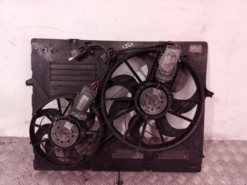 Recambio de electroventilador para volkswagen touareg (7la) tdi r5 referencia OEM IAM 7L0121203 7L0121203 0130303922