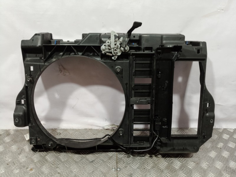 Recambio de panel frontal para peugeot 407 st confort referencia OEM IAM P9646474780 P9646474780 P9646474780