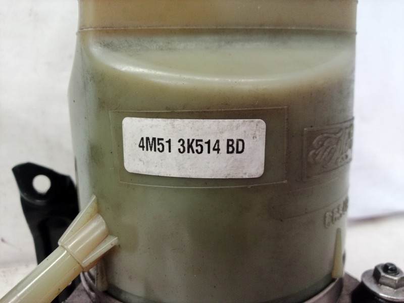 Recambio de bomba direccion para ford focus berlina (cap) ambiente (d) referencia OEM IAM 4M513K514BD 4M513K514BD 4M513K514