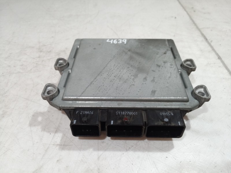 Recambio de centralita motor uce para ford focus berlina (cap) ambiente (d) referencia OEM IAM S118770001 S118770001 S118770001