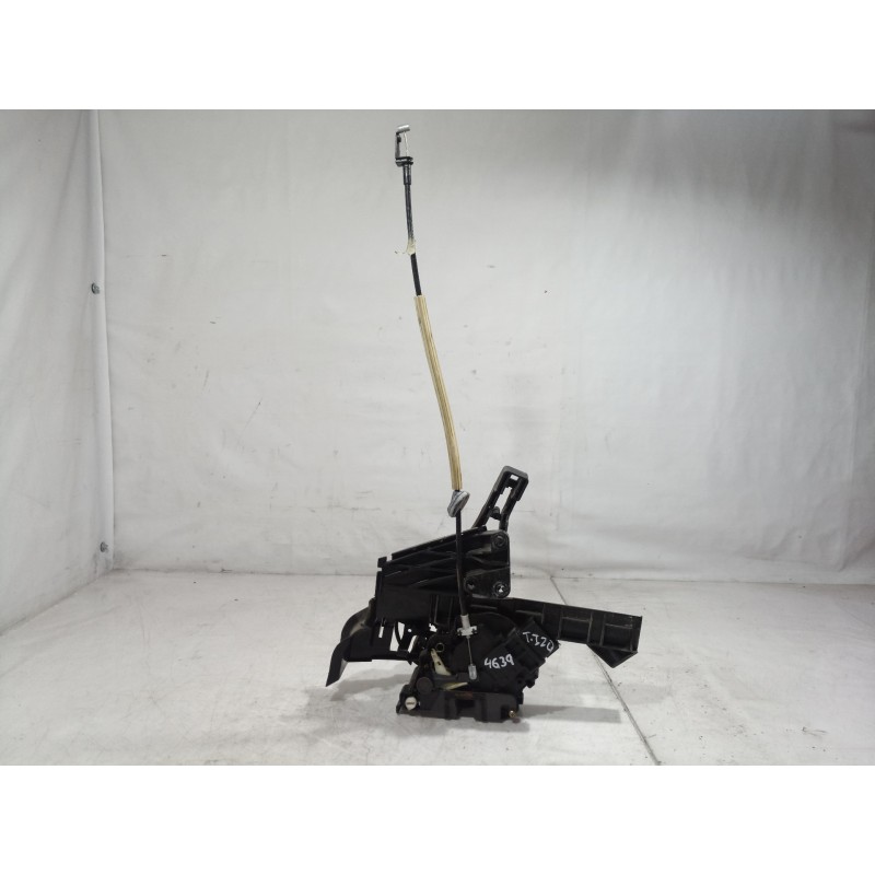 Recambio de cerradura puerta trasera izquierda para ford focus berlina (cap) ambiente (d) referencia OEM IAM 5041667 5041667 504