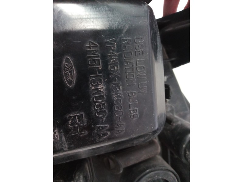 Recambio de faro derecho para ford focus berlina (cap) ambiente (d) referencia OEM IAM 1480979 1480979 1480979