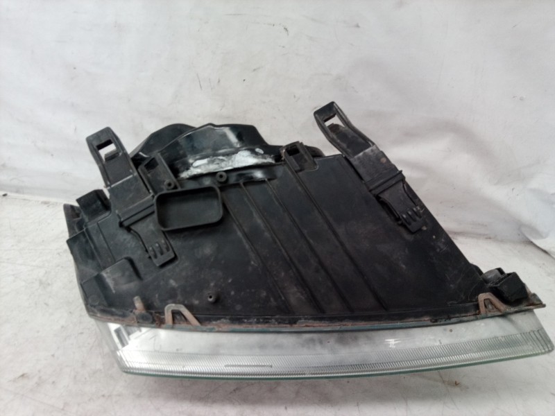 Recambio de faro izquierdo para ford focus berlina (cap) ambiente (d) referencia OEM IAM 4M5113W030 4M5113W030 4M5113W030