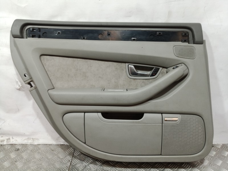 Recambio de guarnecido puerta trasera izquierda para audi a8 (4e2) 3.7 quattro referencia OEM IAM   