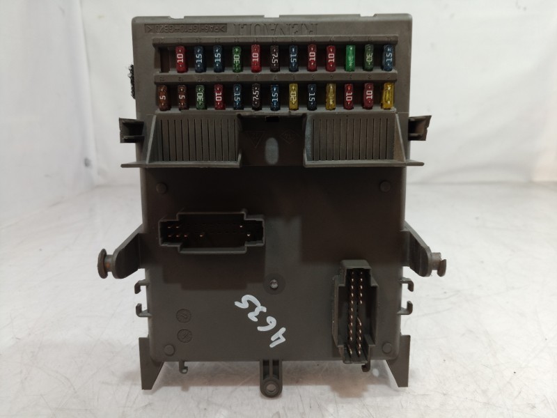 Recambio de caja reles / fusibles para renault laguna ii grandtour (kg0) dynamique referencia OEM IAM 8200004201E 8200004201E 82