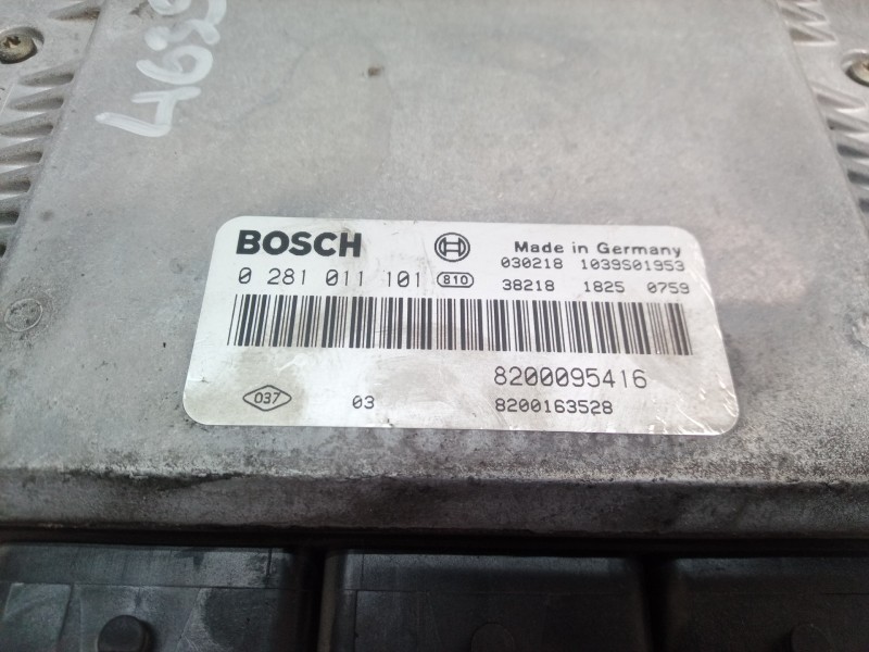 Recambio de centralita motor uce para renault laguna ii grandtour (kg0) dynamique referencia OEM IAM 0281011101 0281011101 82000