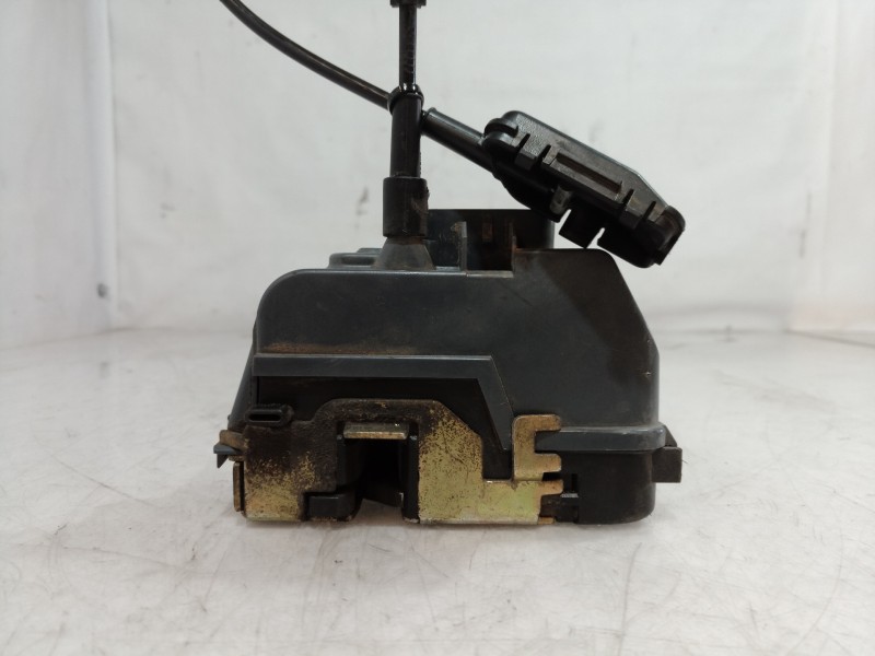 Recambio de cerradura puerta trasera derecha para renault laguna ii grandtour (kg0) dynamique referencia OEM IAM 8200000662 8200