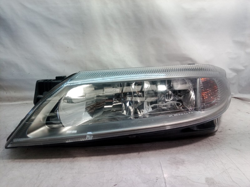 Recambio de faro izquierdo para renault laguna ii grandtour (kg0) dynamique referencia OEM IAM 7701048927 7701048927 7701048927