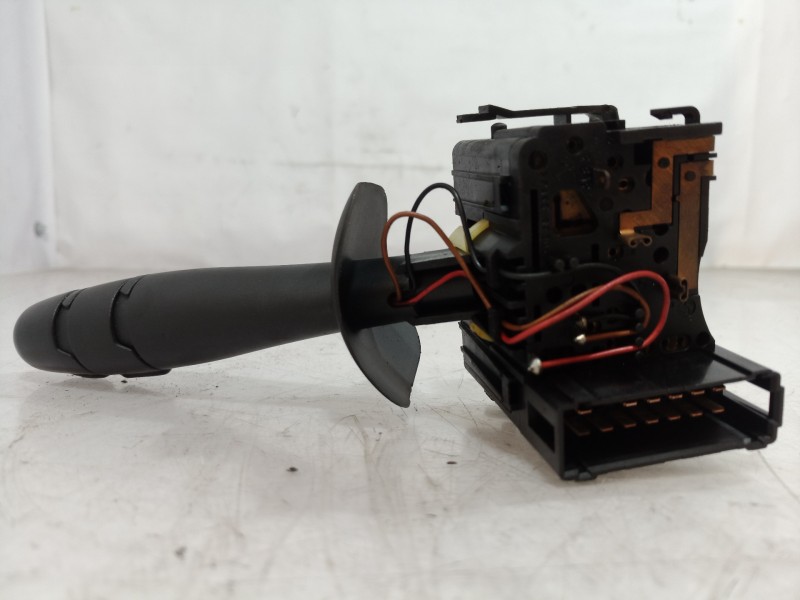 Recambio de mando luces para renault laguna ii grandtour (kg0) dynamique referencia OEM IAM 8200012245 8200012245 8200012245