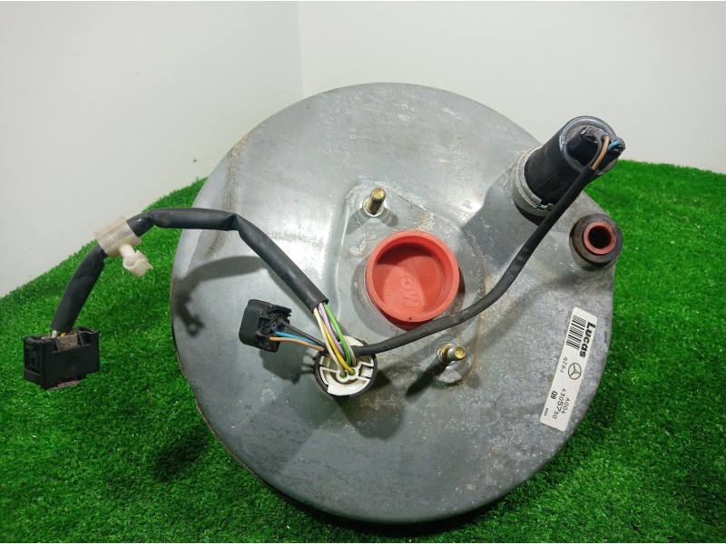 Recambio de servofreno para mercedes-benz clase clk (w208) coupe 200 (208.335) referencia OEM IAM A004305730 A004305730 A0043057