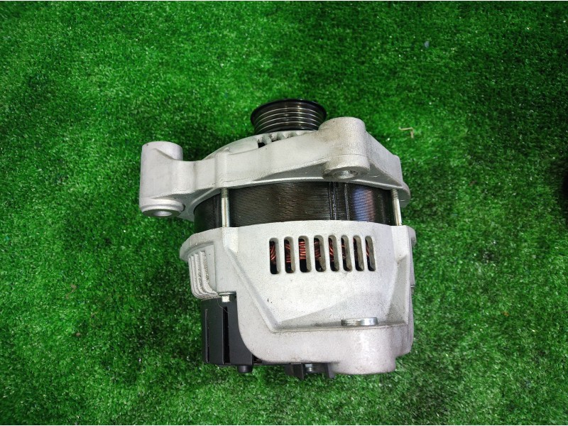Recambio de alternador para bmw serie 3 touring (e46) referencia OEM IAM F8645251 F8645251 F8645251
