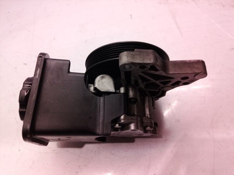 Recambio de bomba direccion para bmw x3 (e83) 2.0d referencia OEM IAM 7692974536 7692974536 7692974536
