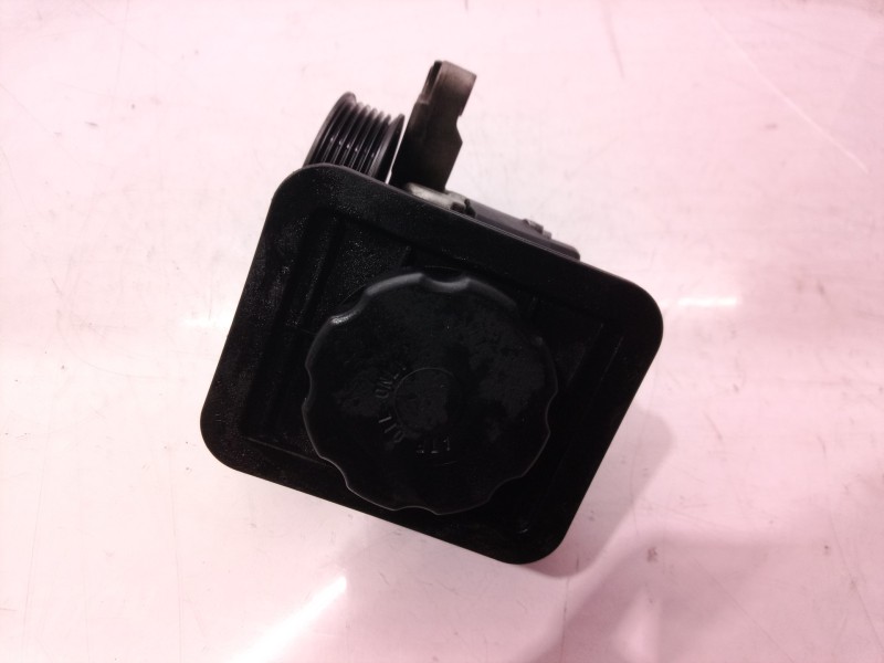 Recambio de bomba direccion para bmw x3 (e83) 2.0d referencia OEM IAM 7692974536 7692974536 7692974536